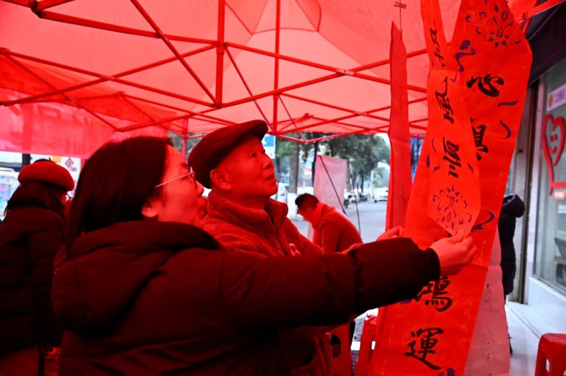 �Ӻ��͸�ӭ�´� ��īƮ��ů���ġ��������������´���������������